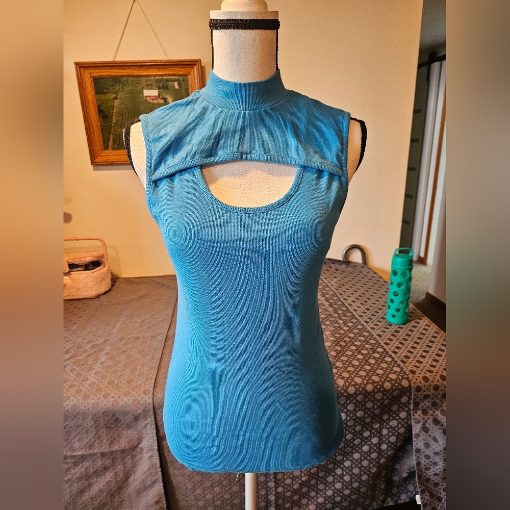 NWOT Ella Rafaella Blue athletic tank top